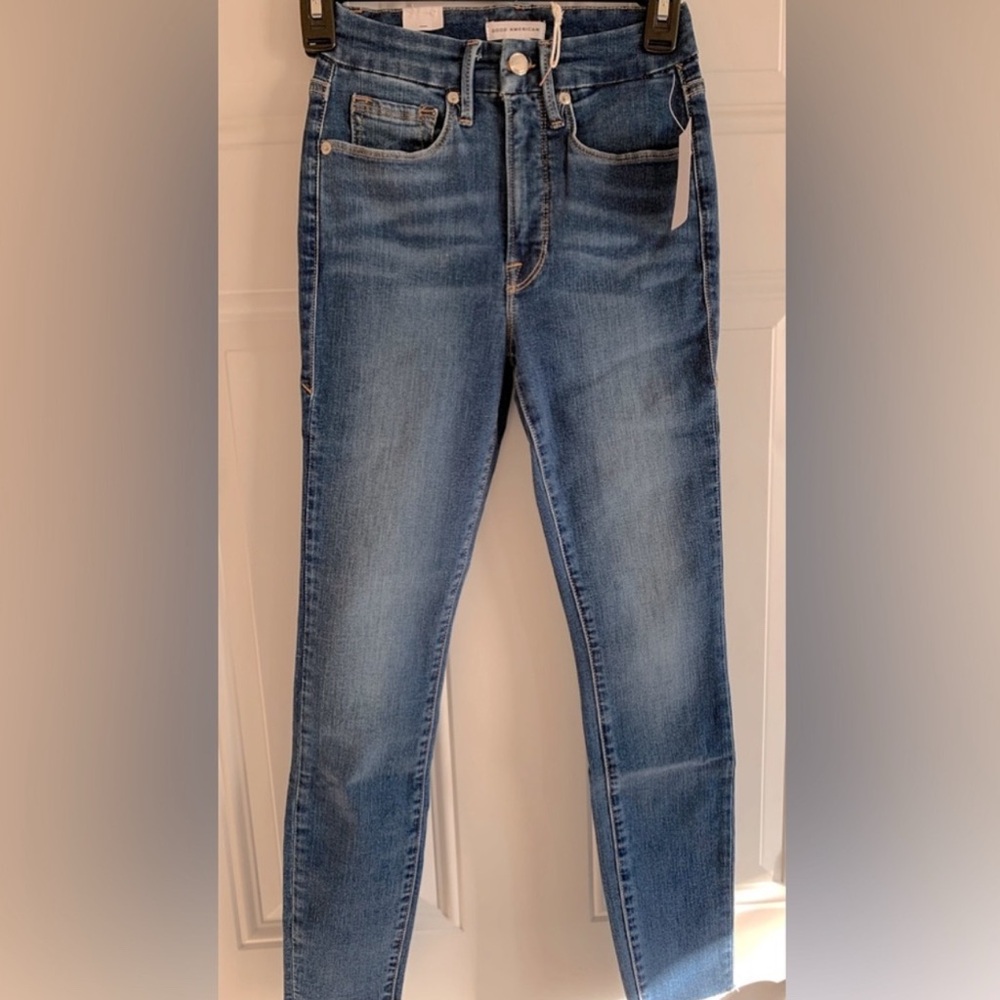 Good American Jeans Women's 24 Blue Good
Size: 24 Good American